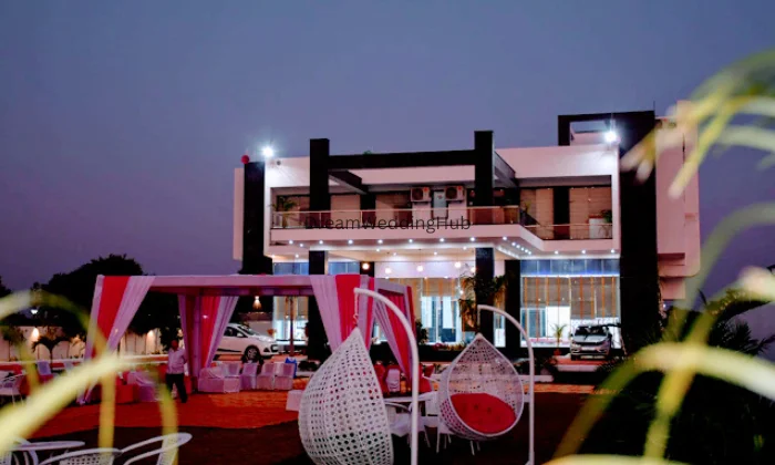 IRIS HEAVENZ by Radha Rani Resort